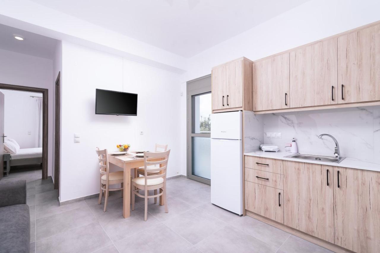 Lychnos Apartments Kamilari Esterno foto